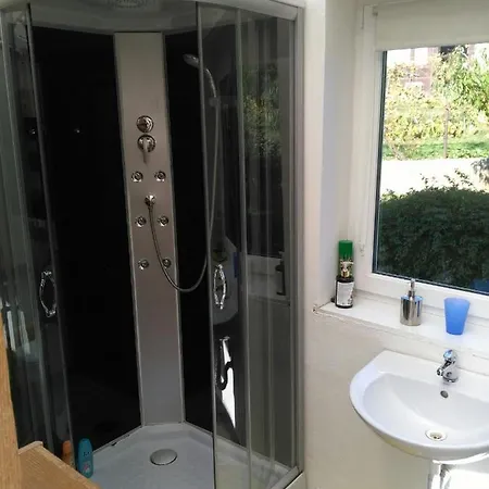 Οργανωμένο κάμπινγκ Greenhouse Just 15 Min From The Old Town