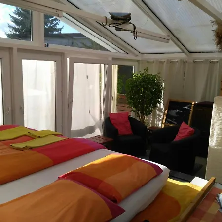 Οργανωμένο κάμπινγκ Greenhouse Just 15 Min From The Old Town Μπρατισλάβα