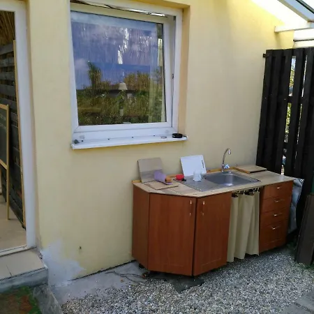 Greenhouse Just 15 Min From The Old Town Lüks kamp alanı Bratislava